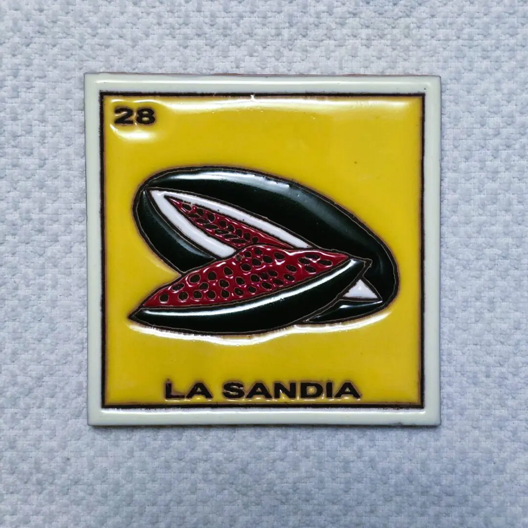 LoterĂa card with watermelon, number 28.